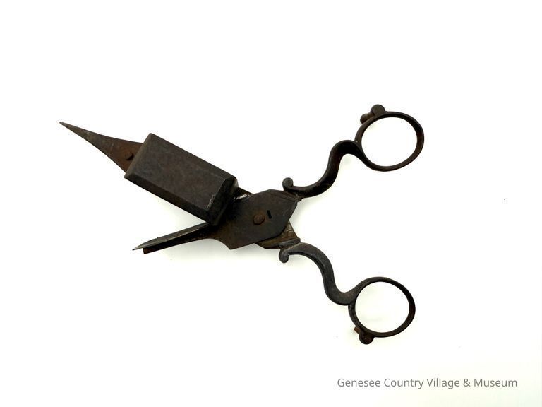 Wick Trimmer