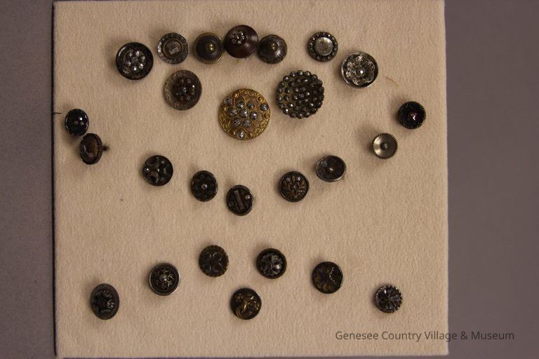 Button - Image 7