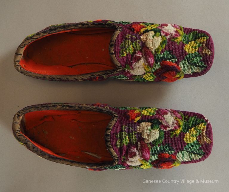Slippers - Image 3