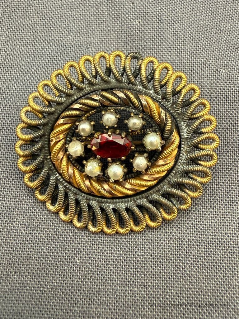 Brooch