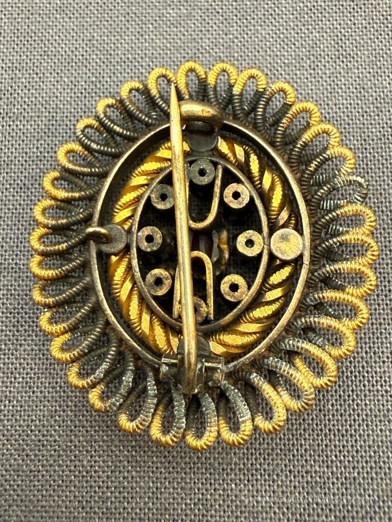 Brooch - Image 3