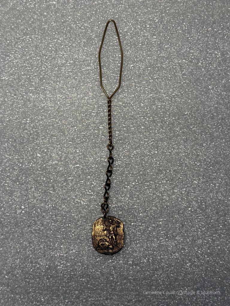 Buttonhook