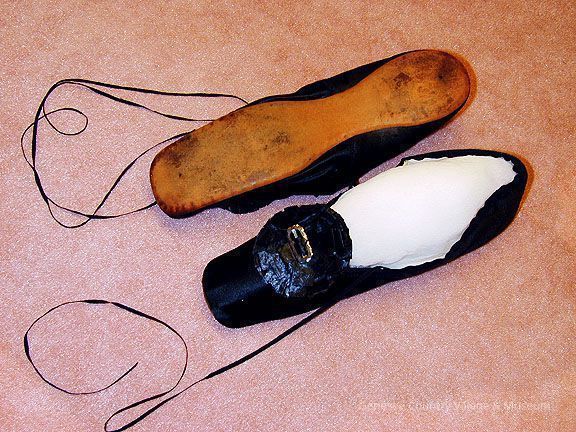 Shoe