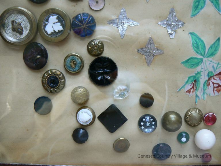 Button - Image 3