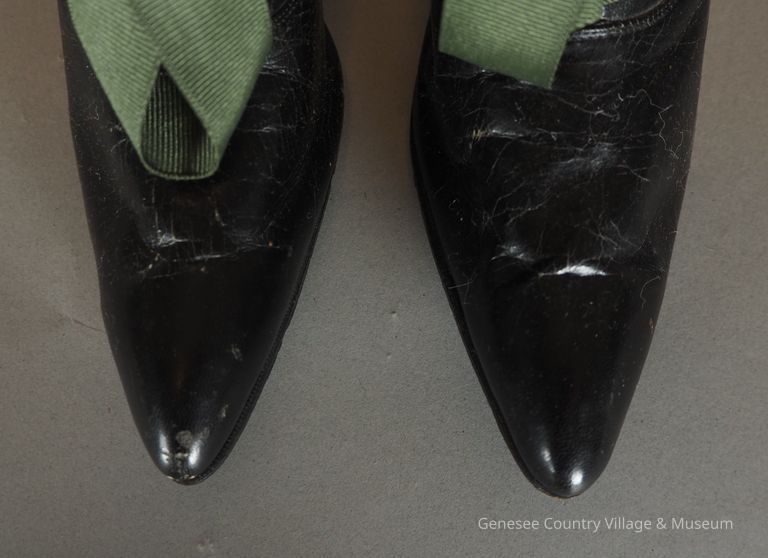 Shoes - Image 3