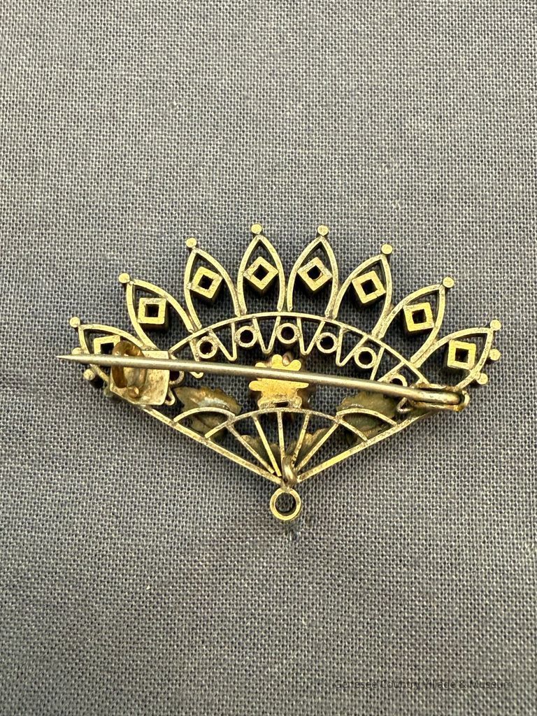 Brooch - Image 2