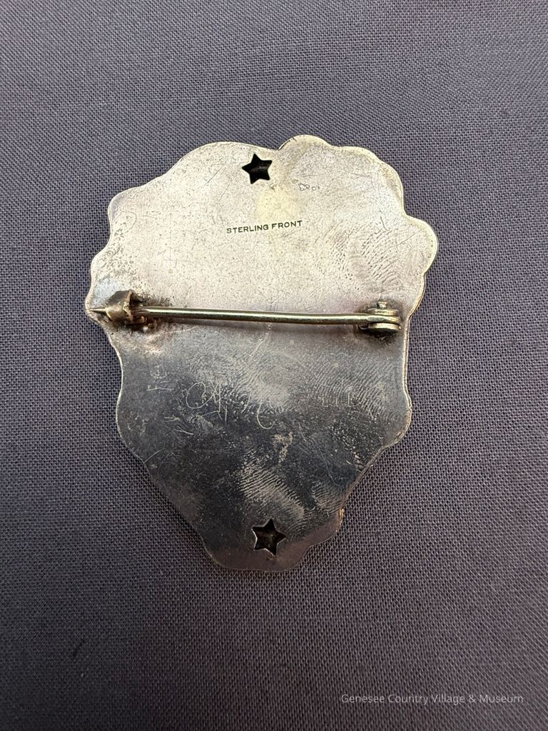 Brooch - Image 2