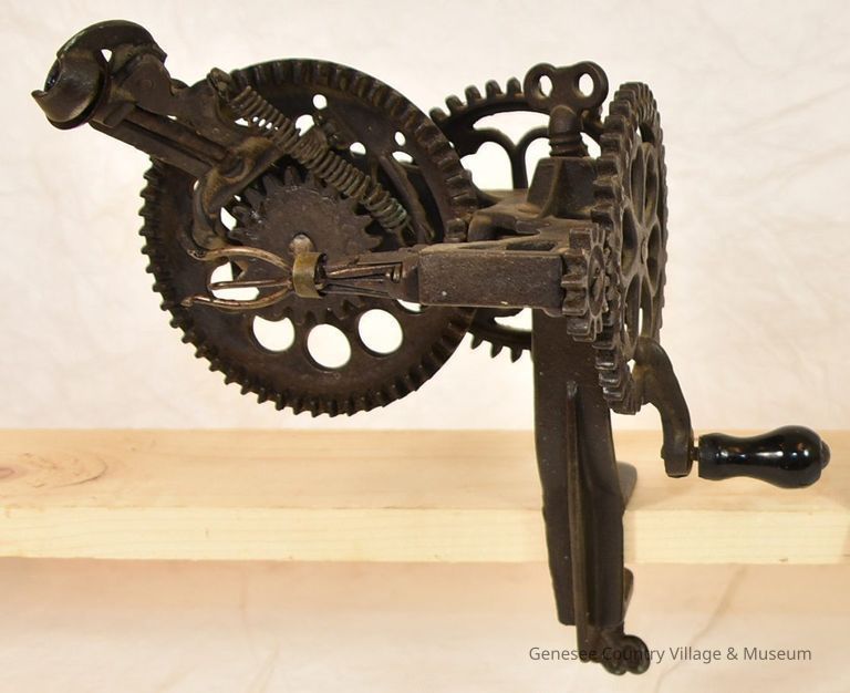 Fruit Peeler - Image 4