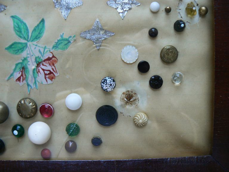 Button - Image 6