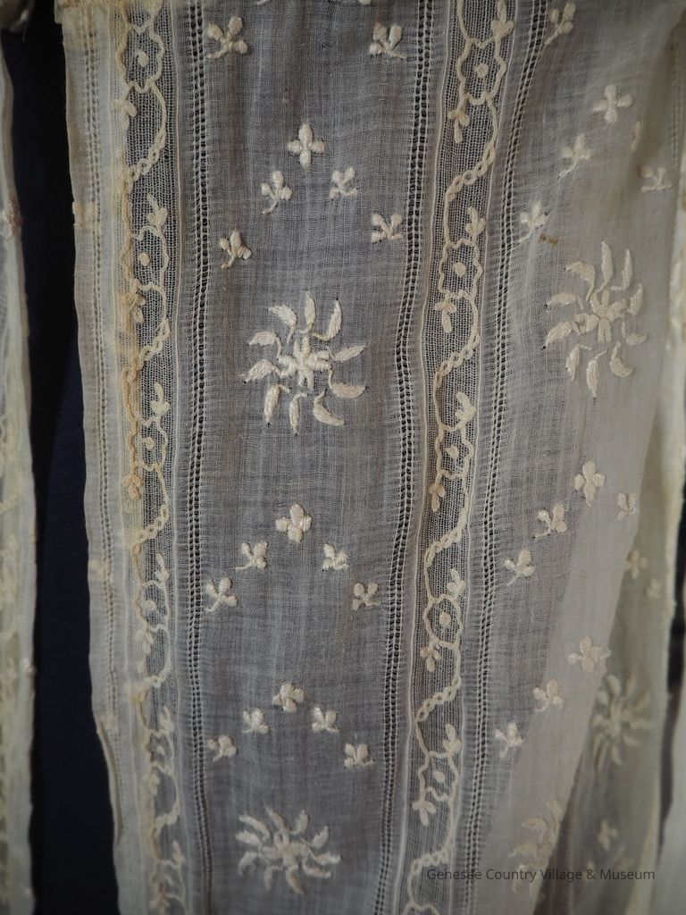 Pelisse - Image 18