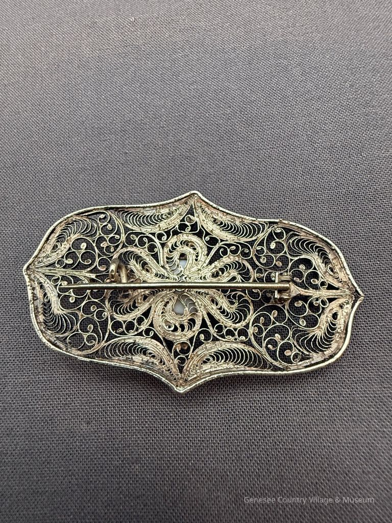Brooch - Image 4