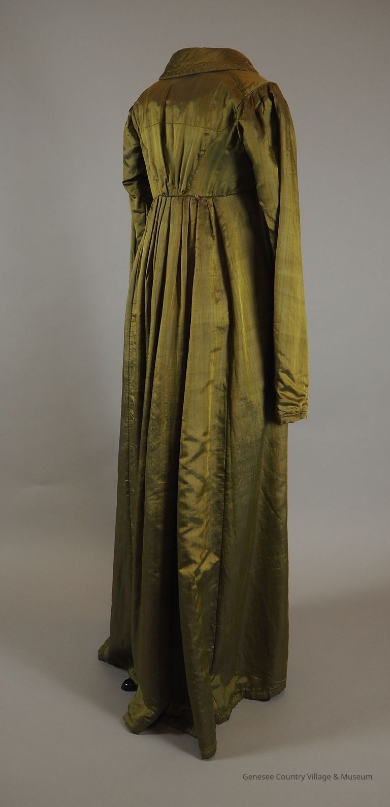 Pelisse - Image 6