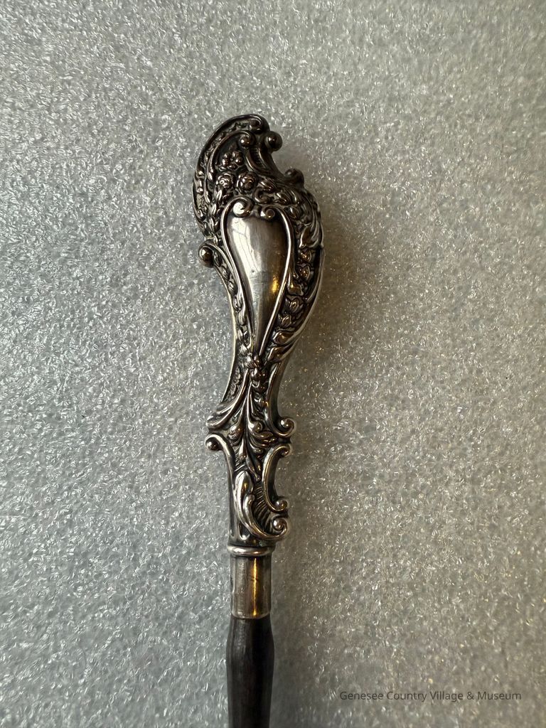 Buttonhook - Image 2