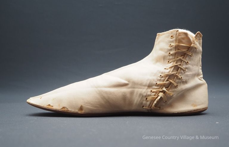 Boots - Image 4