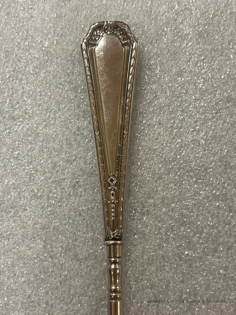 Buttonhook - Image 2