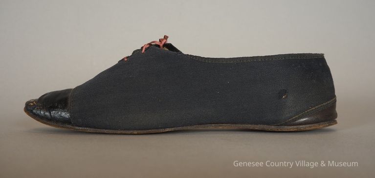 Shoes - Image 7