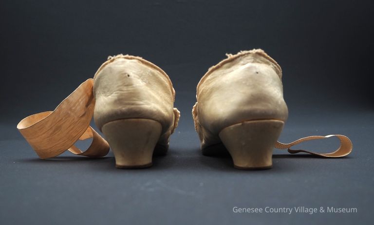 Slippers - Image 8