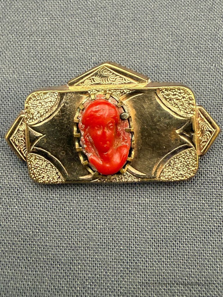 Brooch