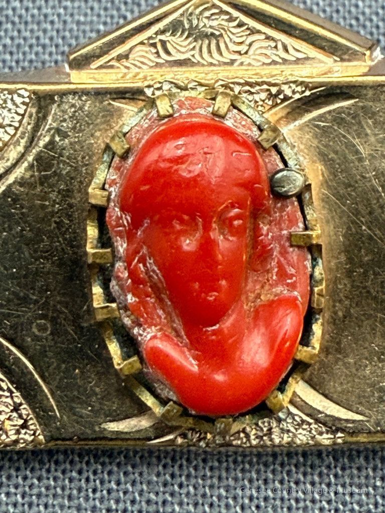 Brooch - Image 2