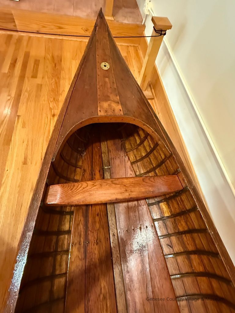Mortimer Threehouse Canoe - Image 8
