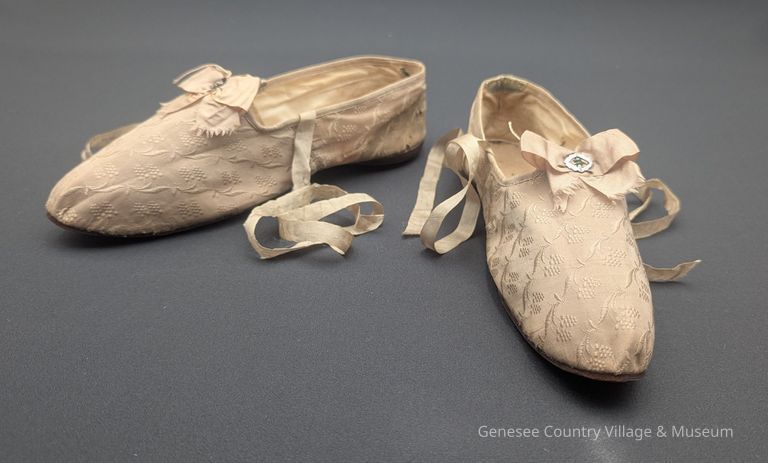 Slippers - Image 2