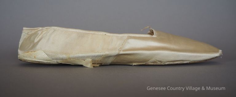Slippers - Image 4
