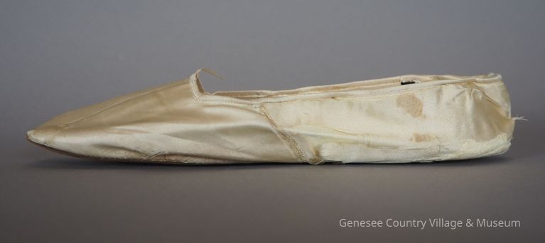 Slippers - Image 5