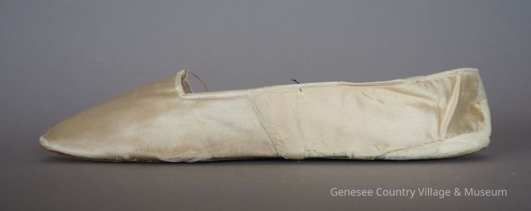 Slippers - Image 7
