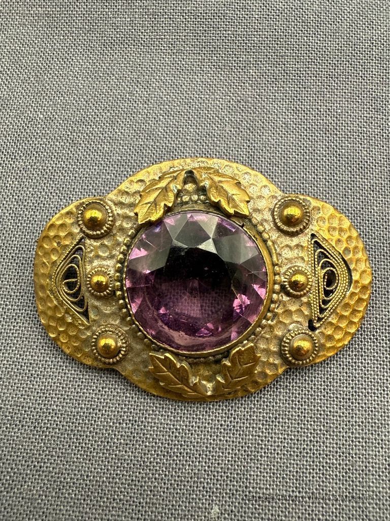Brooch