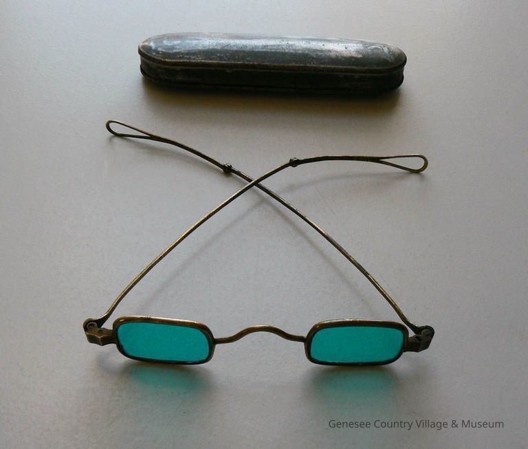 Spectacles