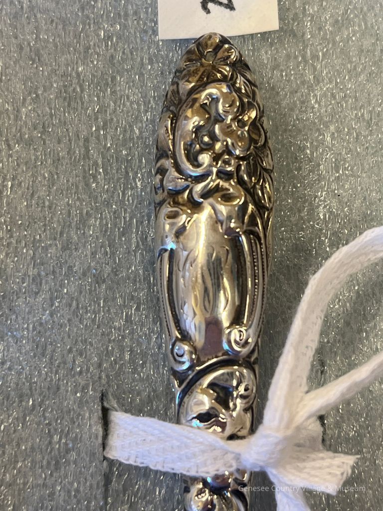 Buttonhook - Image 3