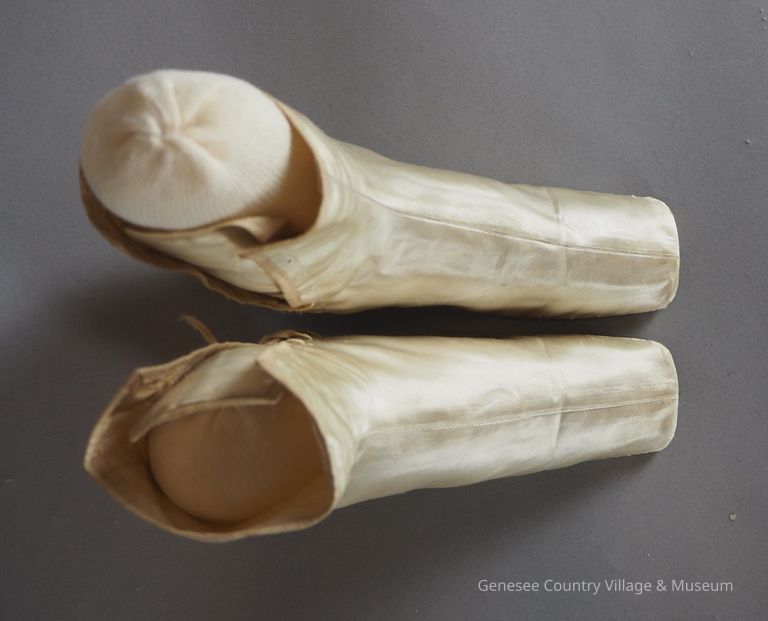Boots - Image 2