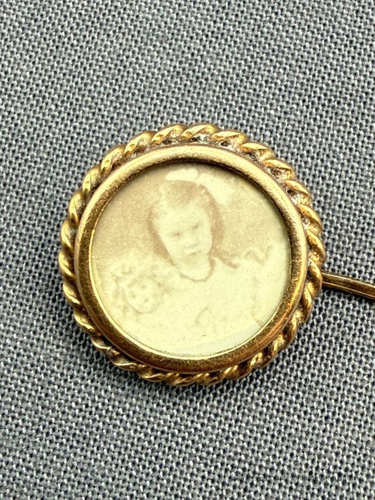 Stick Pin - Image 3