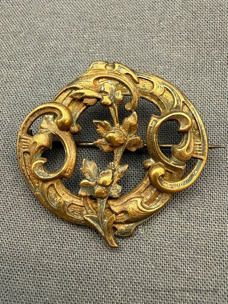 Brooch