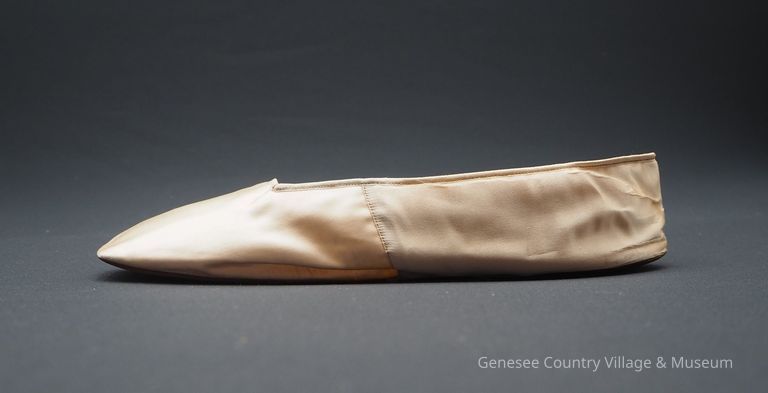 Slippers - Image 5