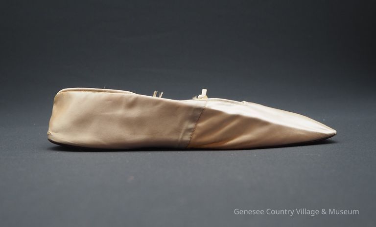Slippers - Image 6