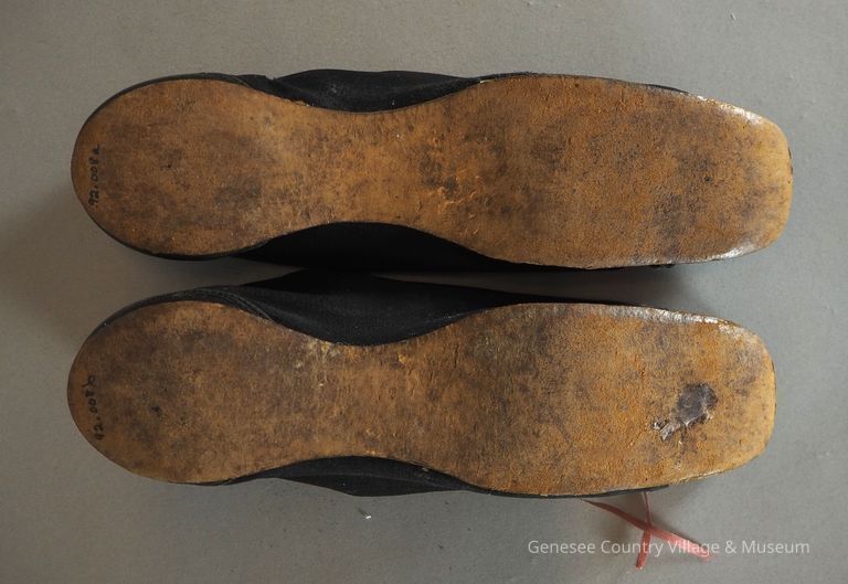 Shoes - Image 10
