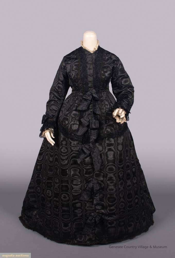 Dress - Image 5