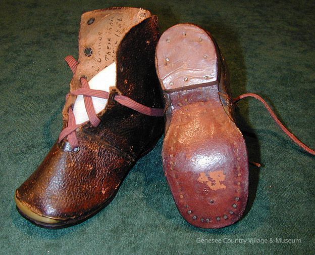 Shoe - Image 2