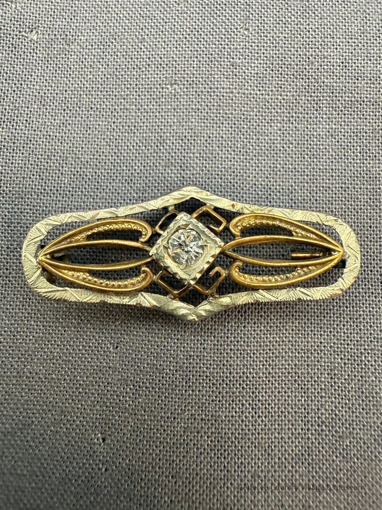Bar Pin