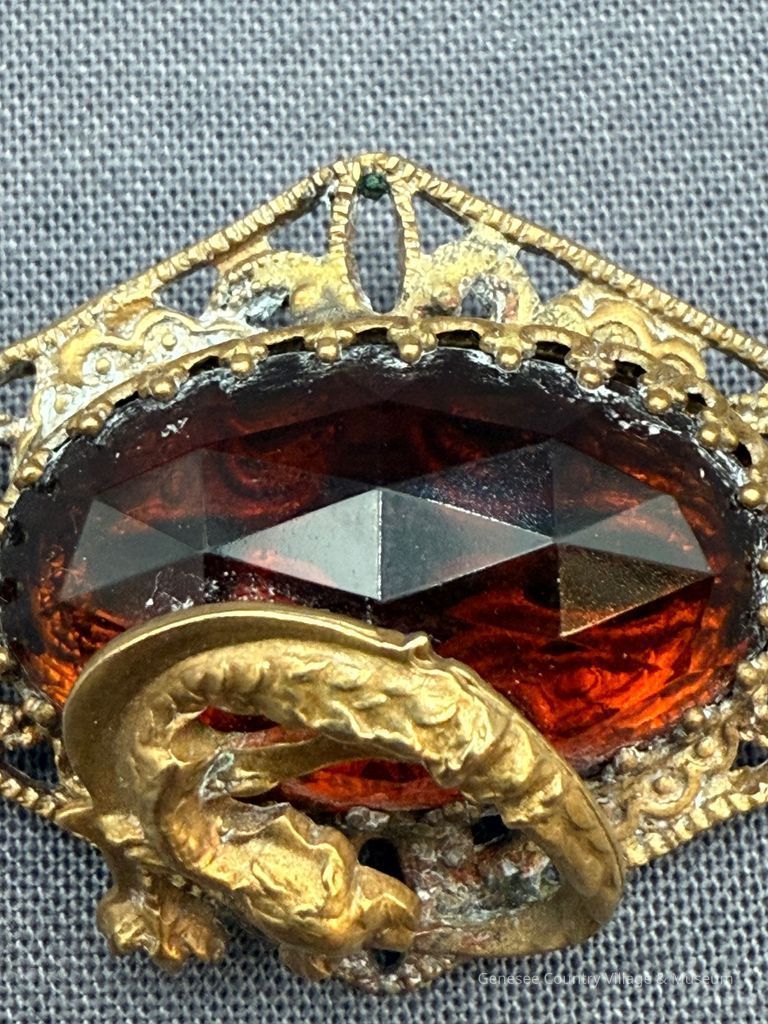 Brooch - Image 3