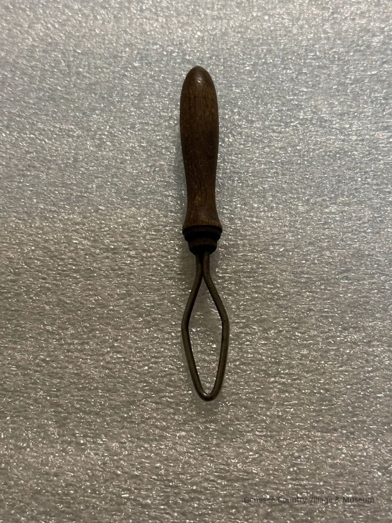 Buttonhook - Image 2