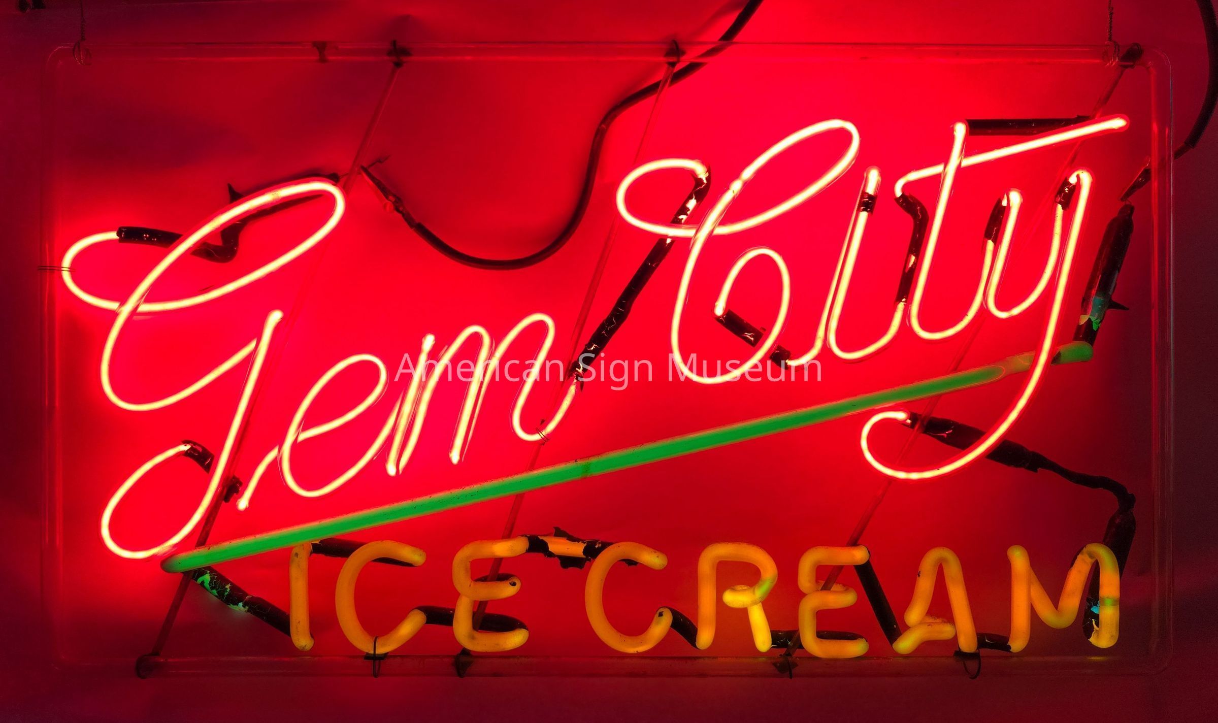 Gem City Ice Cream Neon Sign picture number 1