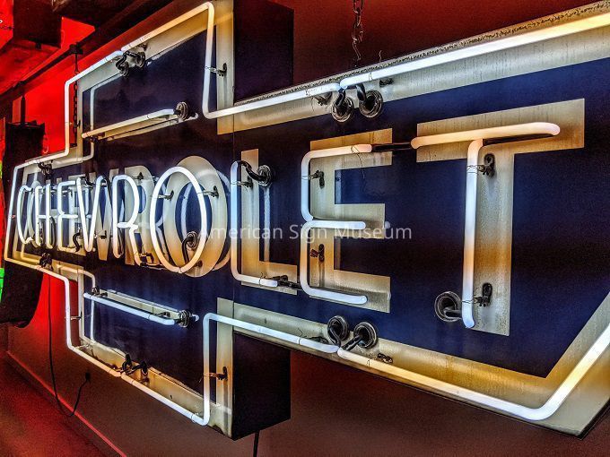 Chevrolet Bowtie Porcelain Enamel & Neon Sign picture number 1