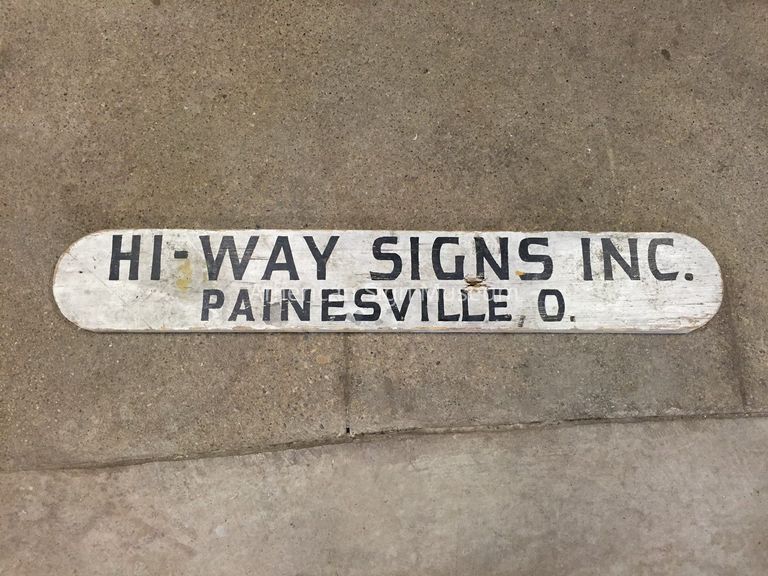 Hi-Way Signs Inc. Painted Wooden Sign picture number 1