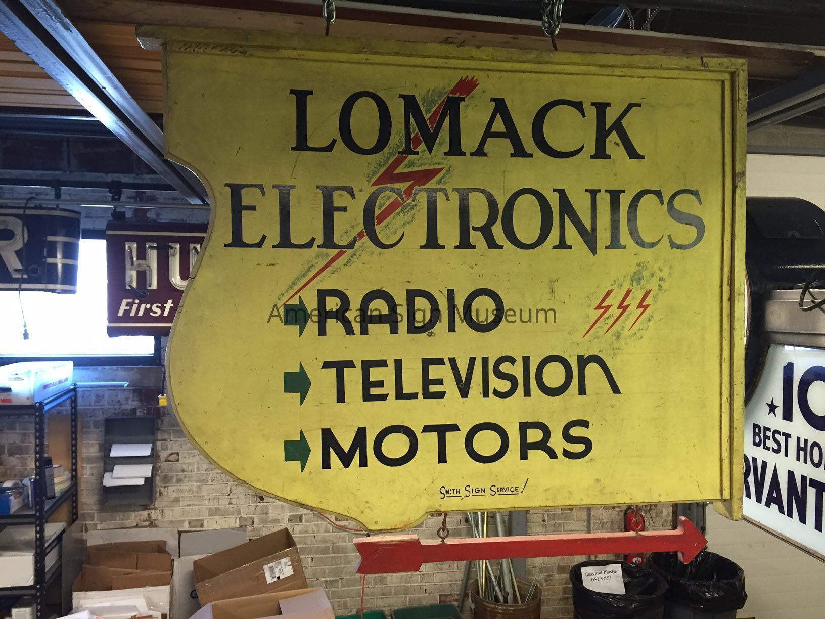 Lomack Electronics Painted Wooden Sign picture number 1