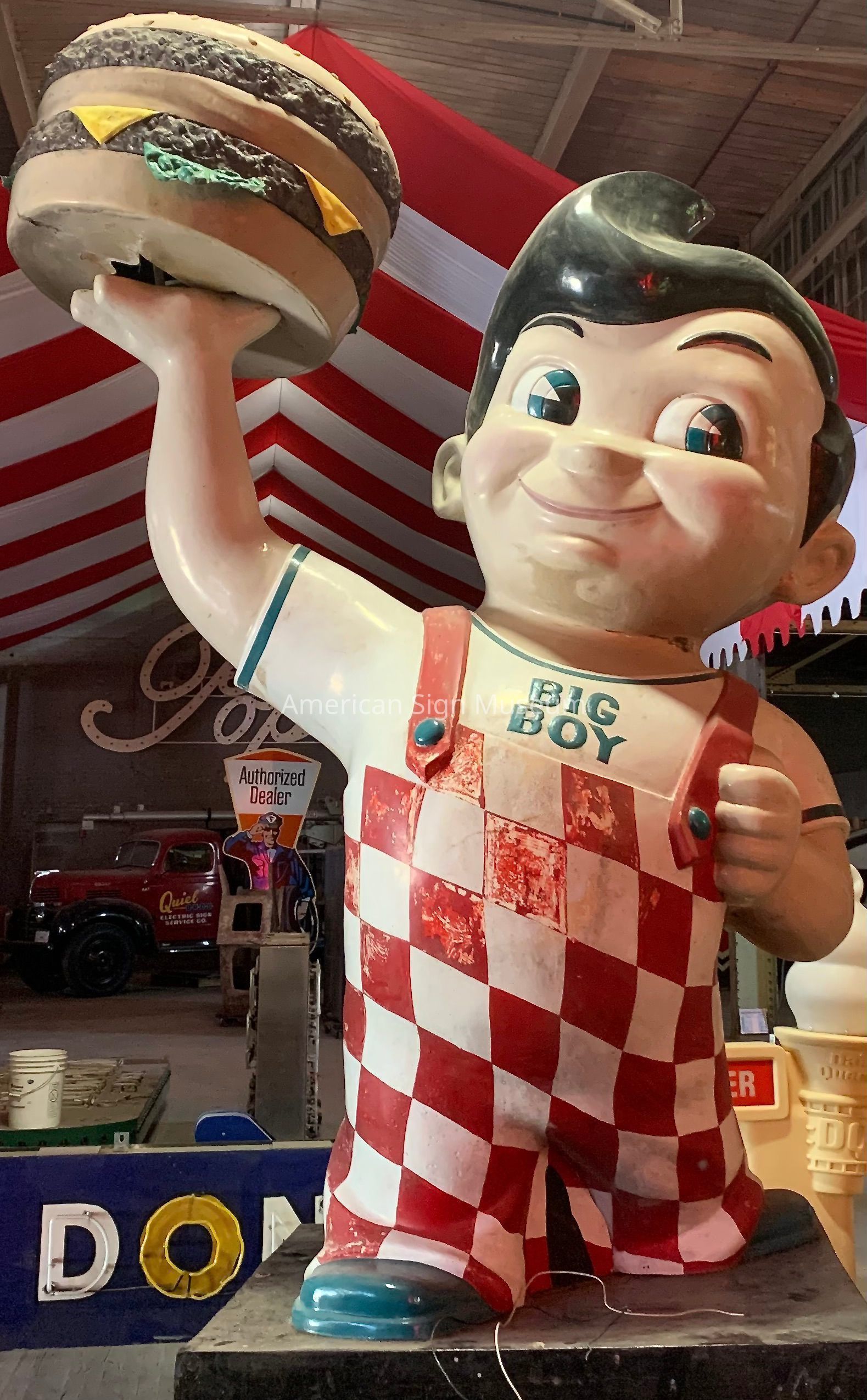 Elias Brothers Rotating Big Boy picture number 1