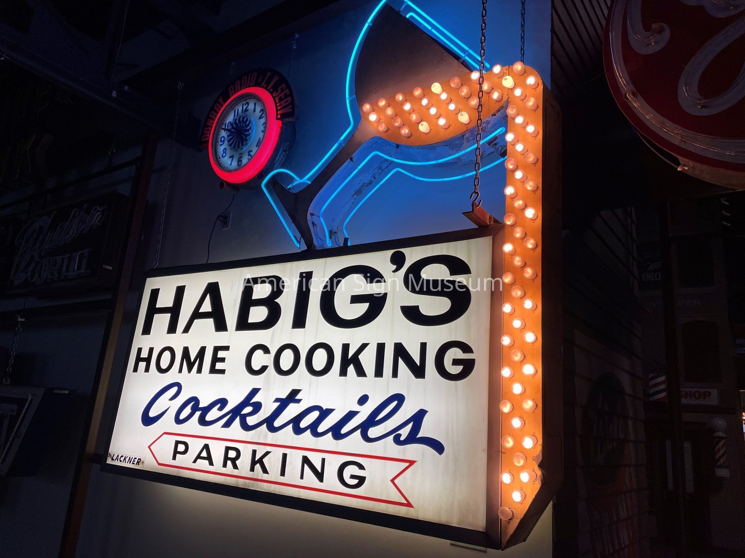 Habig's Plastic Lightbulb & Neon Sign picture number 1