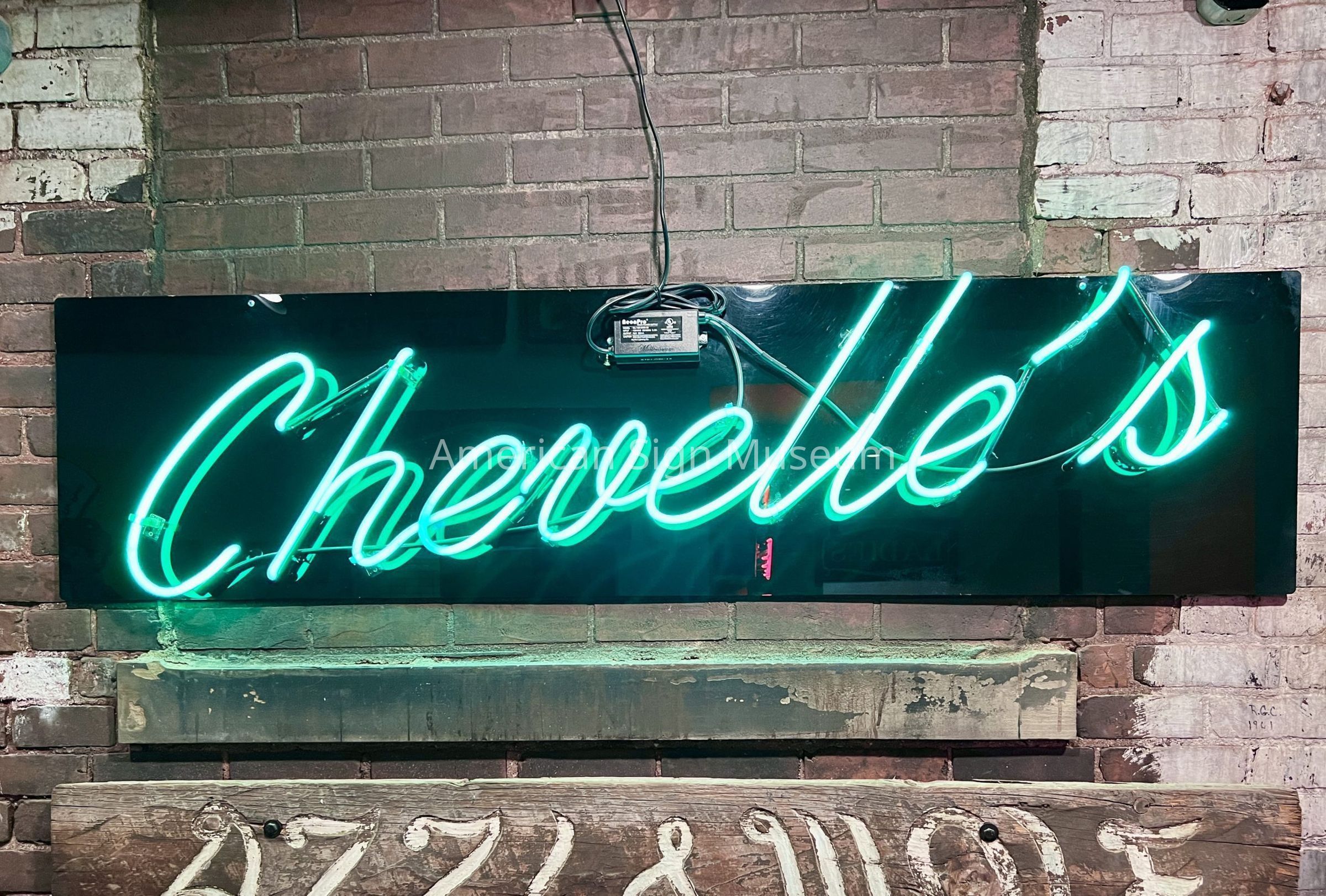 Chevelle's Neon Sign picture number 1