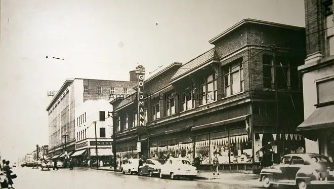 Goldmann's Store Sign picture number 1